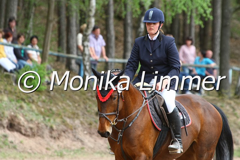 204M9958_Pretty Lady_Spring_L.JPG